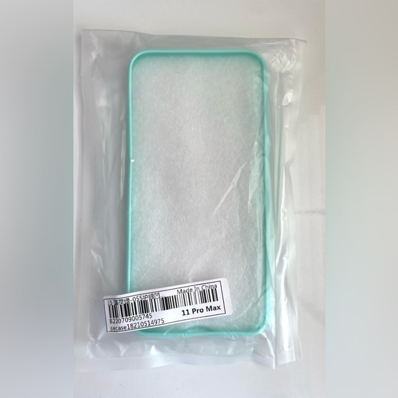 💖(2 for $15)💖 Mint Green & Clear iPhone Case for 11 Pro Max - Picture 2 of 3